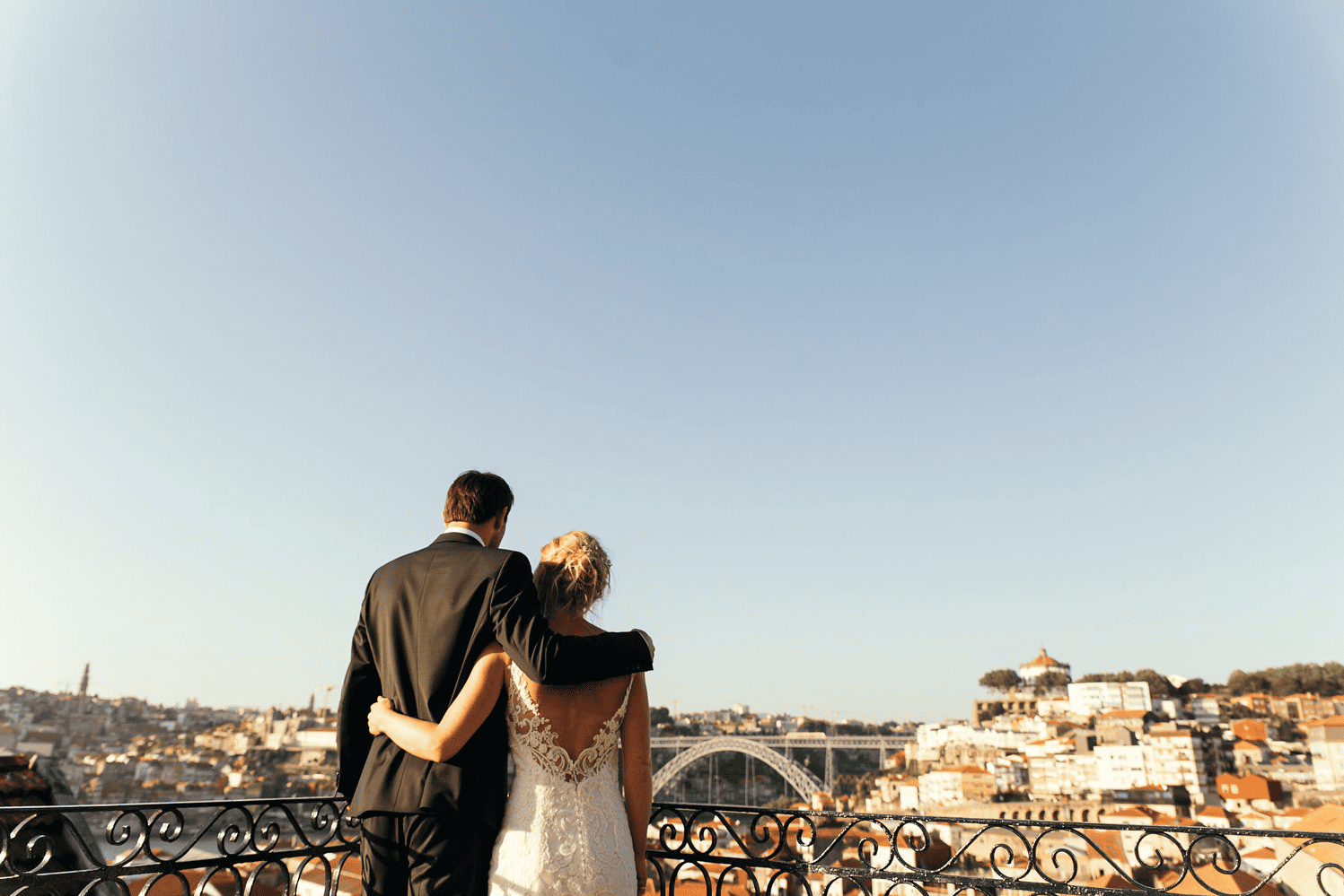 Getting married in Porto: WOW is the perfect location